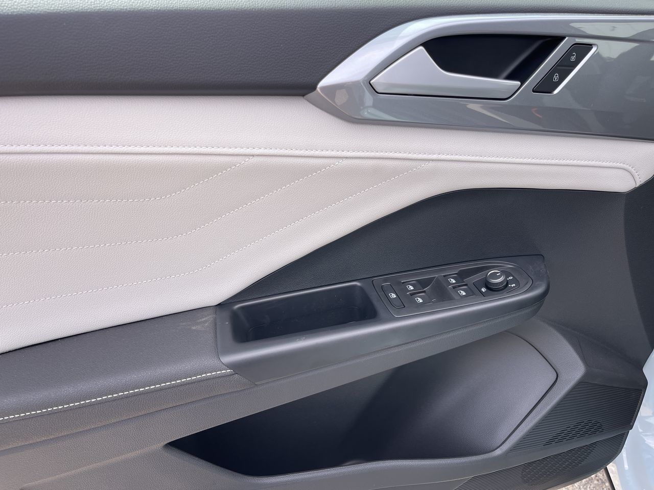 2026 Volkswagen Taos