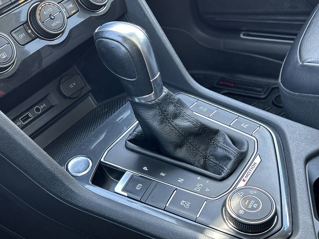 2018 Volkswagen Tiguan in Barrie, Ontario