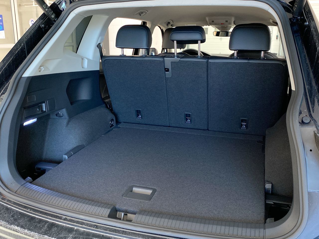 2022 Volkswagen Tiguan in Barrie, Ontario