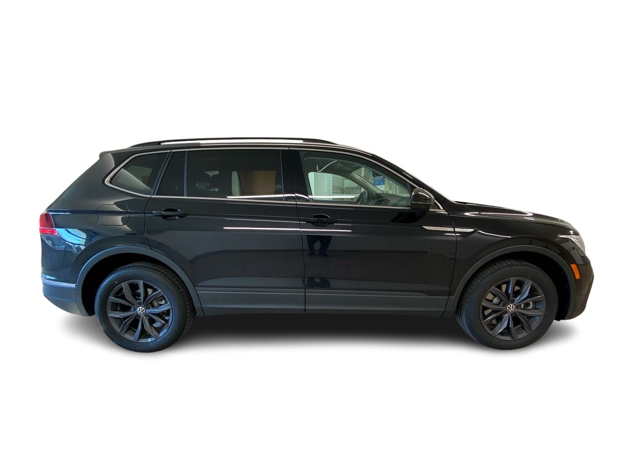 2022 Volkswagen Tiguan in Barrie, Ontario