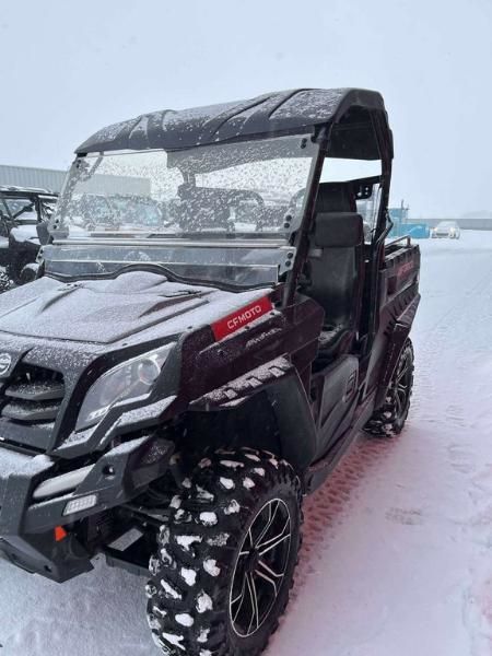 CF Moto UFORCE 800  2021