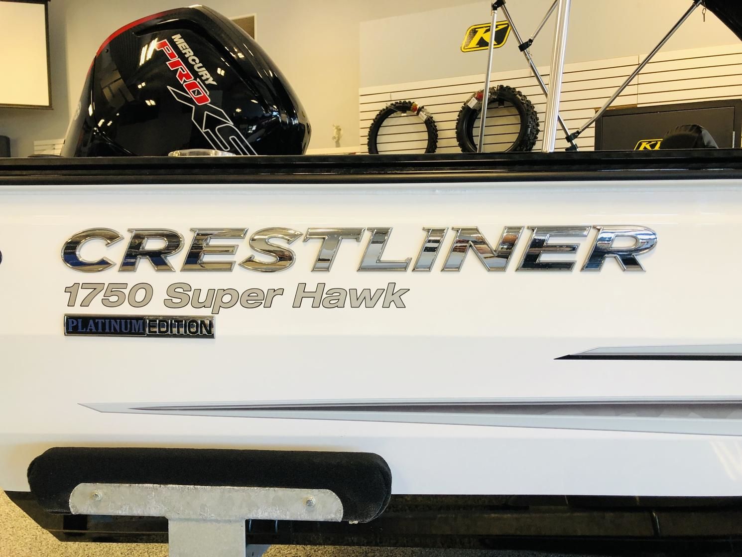 Crestliner 1750 SUPER HAWK ( NEUF ) PLATINUM EDITION 2022