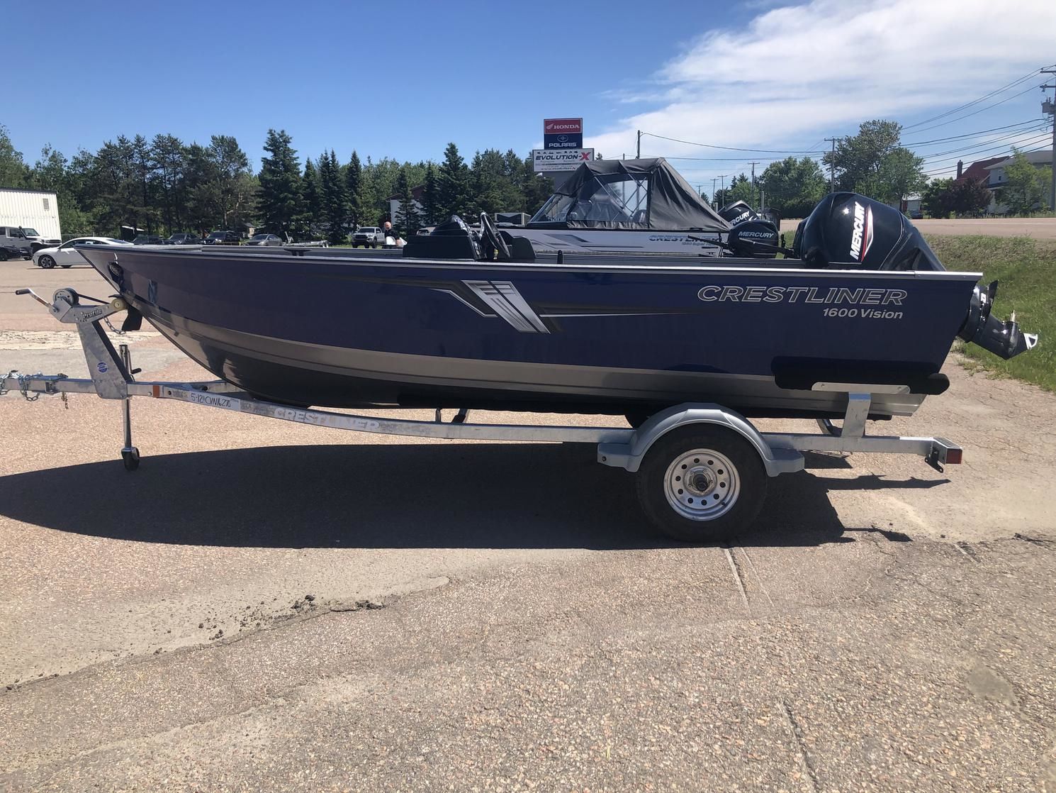 Crestliner VISION 1600 SC ( NEUF ) MERCURY 60 HP 2021