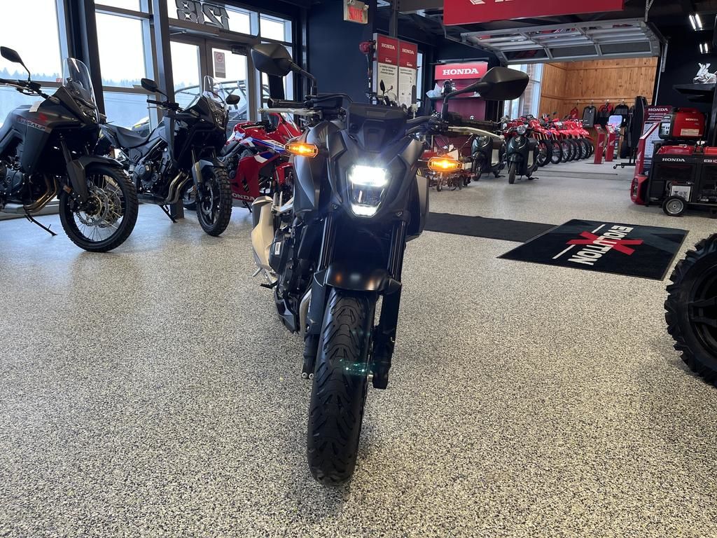 Honda CB500F ABS 2025