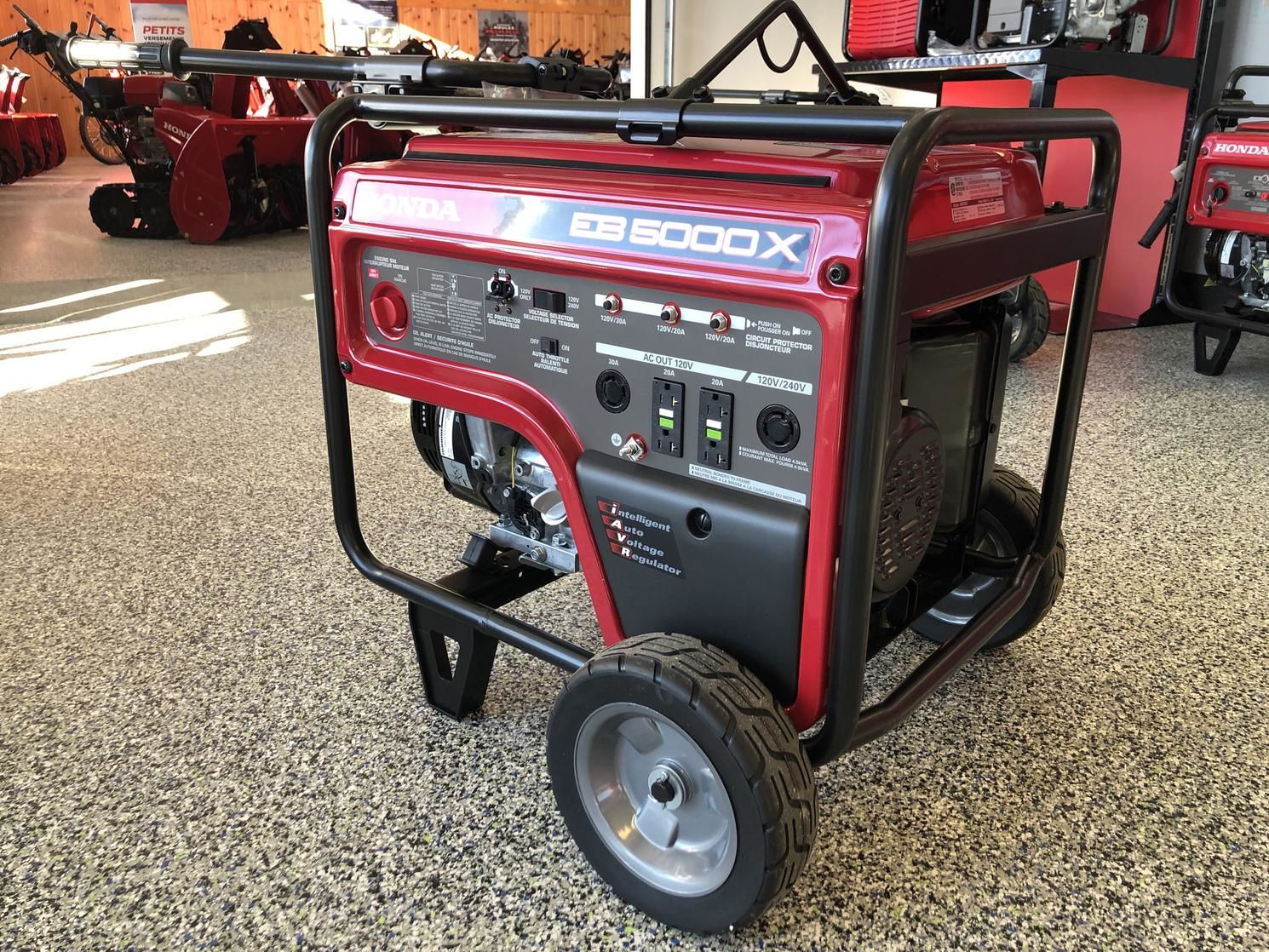 2024 Honda EB5000X3CT2 DEMARREUR MANUELLE