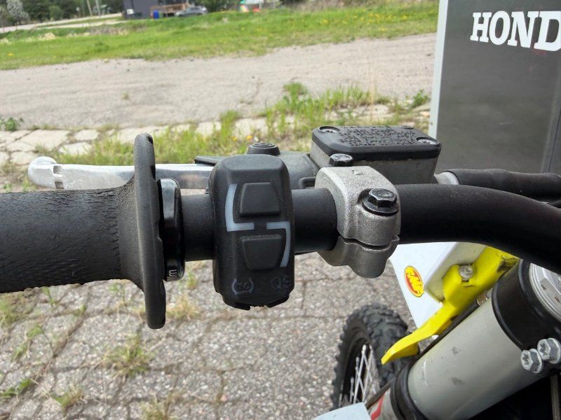 Husqvarna -  2024