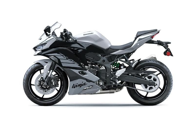 Kawasaki Ninja ZX-4RR  2025