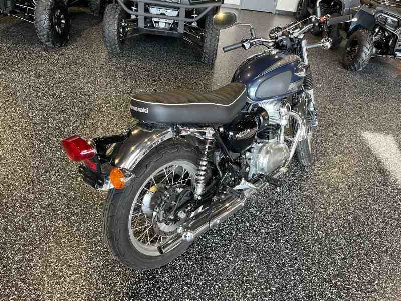 2023 Kawasaki W800