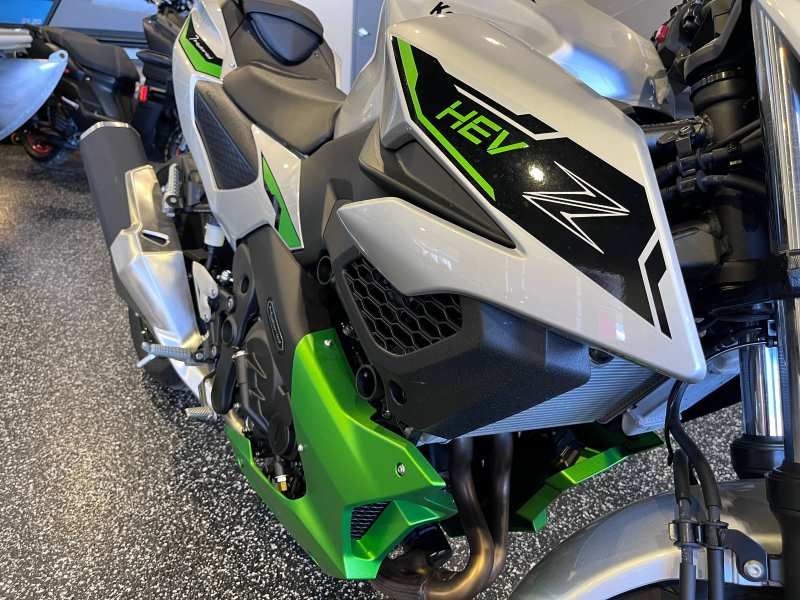 2024 Kawasaki Z7 HYBRID