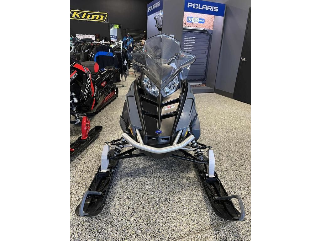 2023 Polaris 550 INDY VOYAGEUR 144 E/S DEMARREUR ELECTRIQUE !