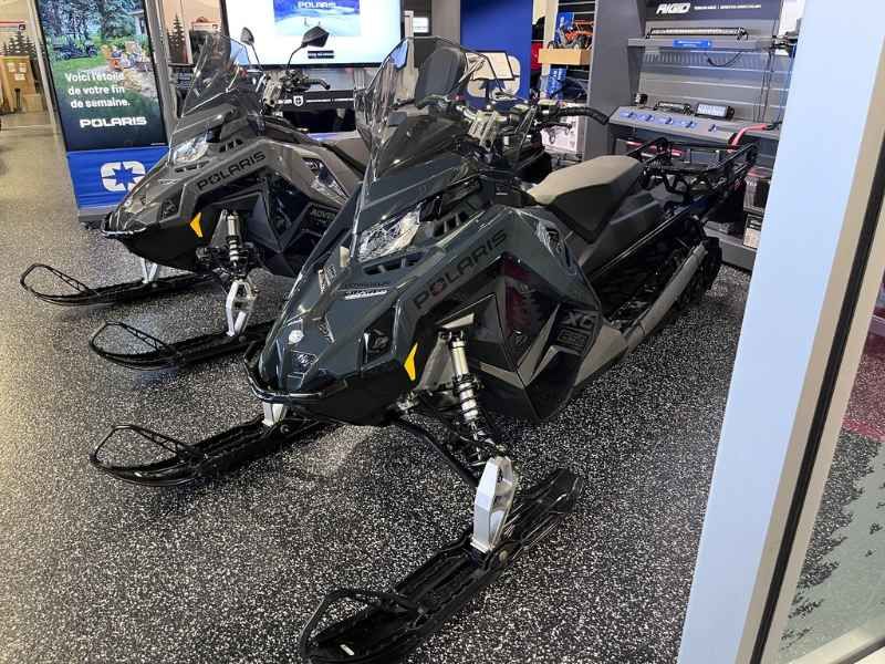 Polaris 650 VOYAGEUR XC 155  2026