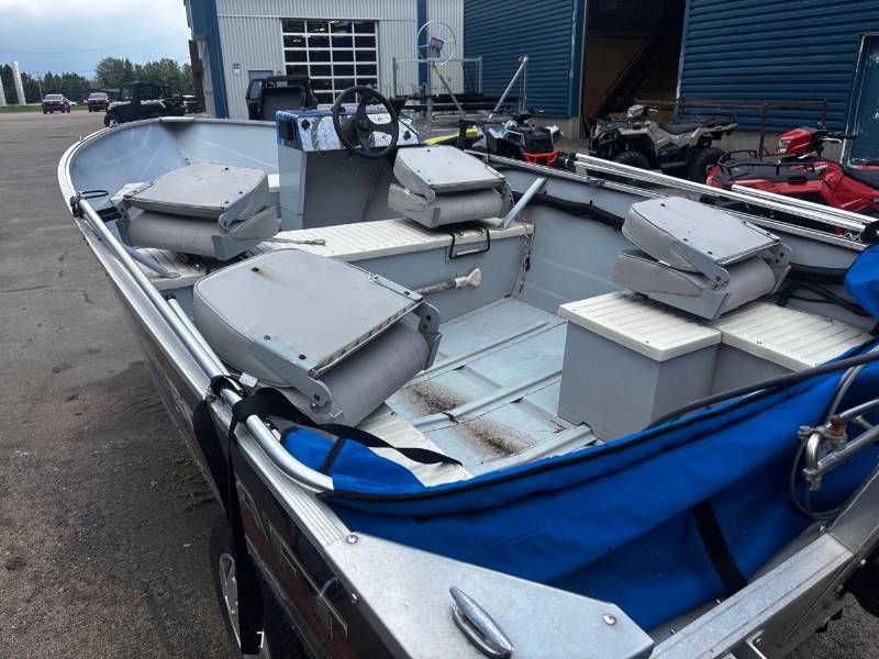 Princecraft CHALLOUPE DE PECHE ALUMINIUM 16'  2000