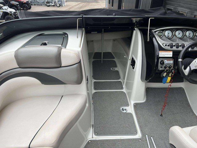 Yamaha 212SS BATEAU PROPULSION  2008