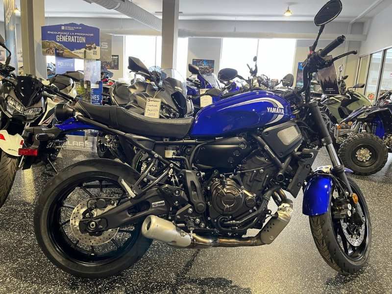 Yamaha XSR700  2024