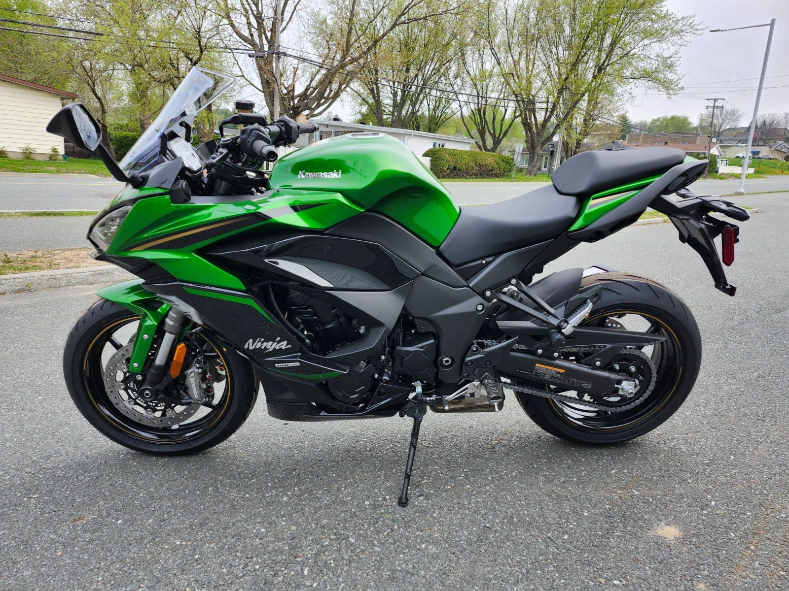 Kawasaki NINJA 1100 SX SE MOTO DE SPORT TOURISME ÉVOLUÉE POUR LES ESCAPADES 2025