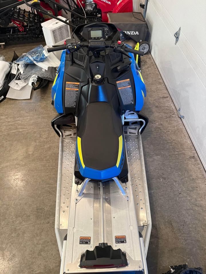 Polaris 550 INDY EVO 2019  2019