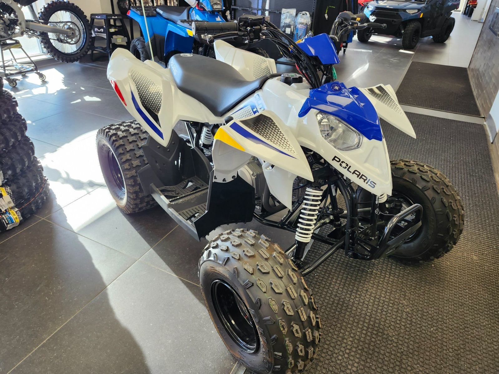 Polaris Outlaw 110 EFI Pour enfant 2025
