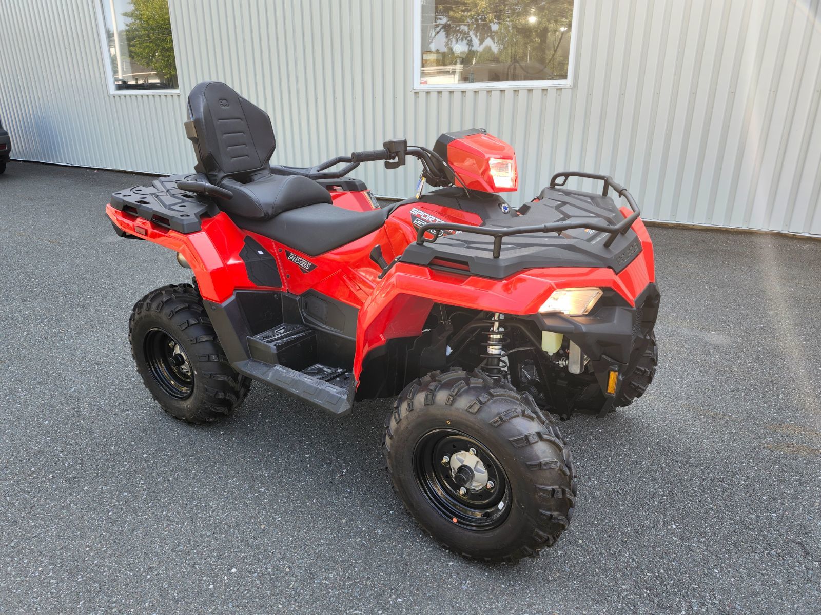Polaris Sportsman 570 Touring DE BASE INDY RED 2025