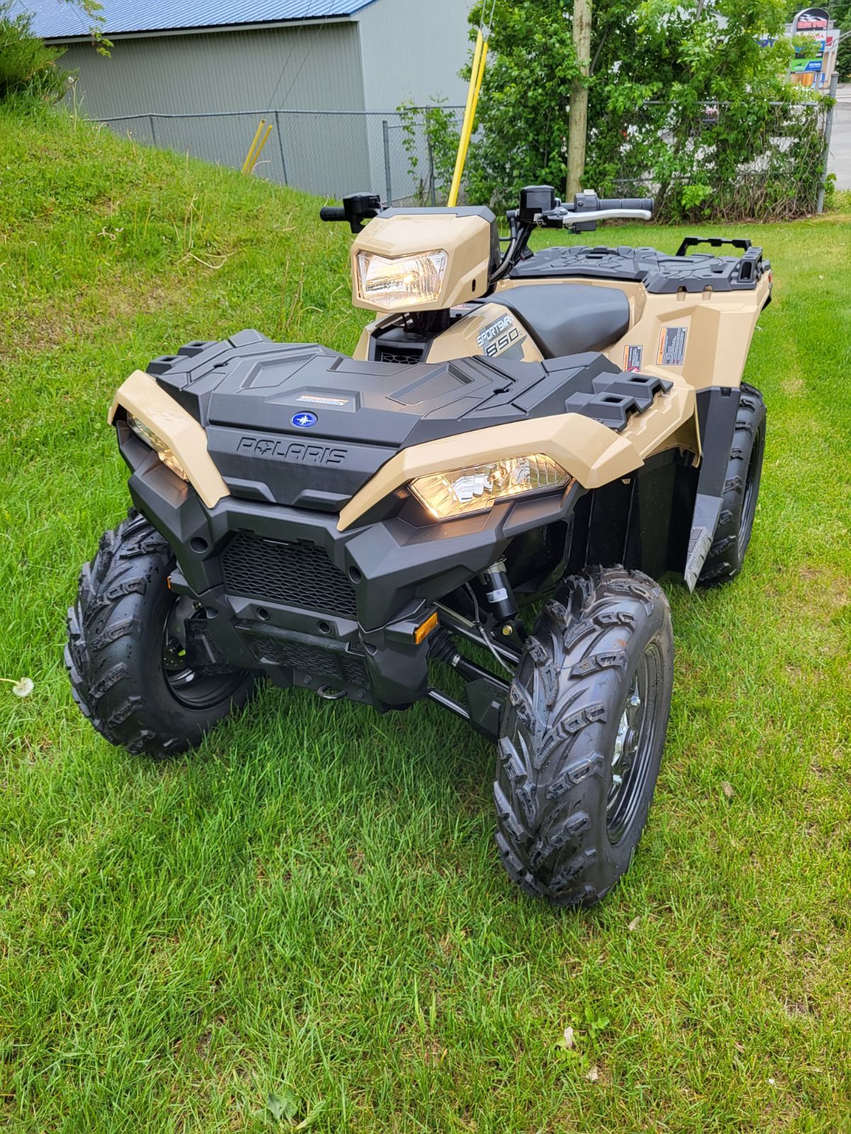 Polaris Sportsman 850  2025