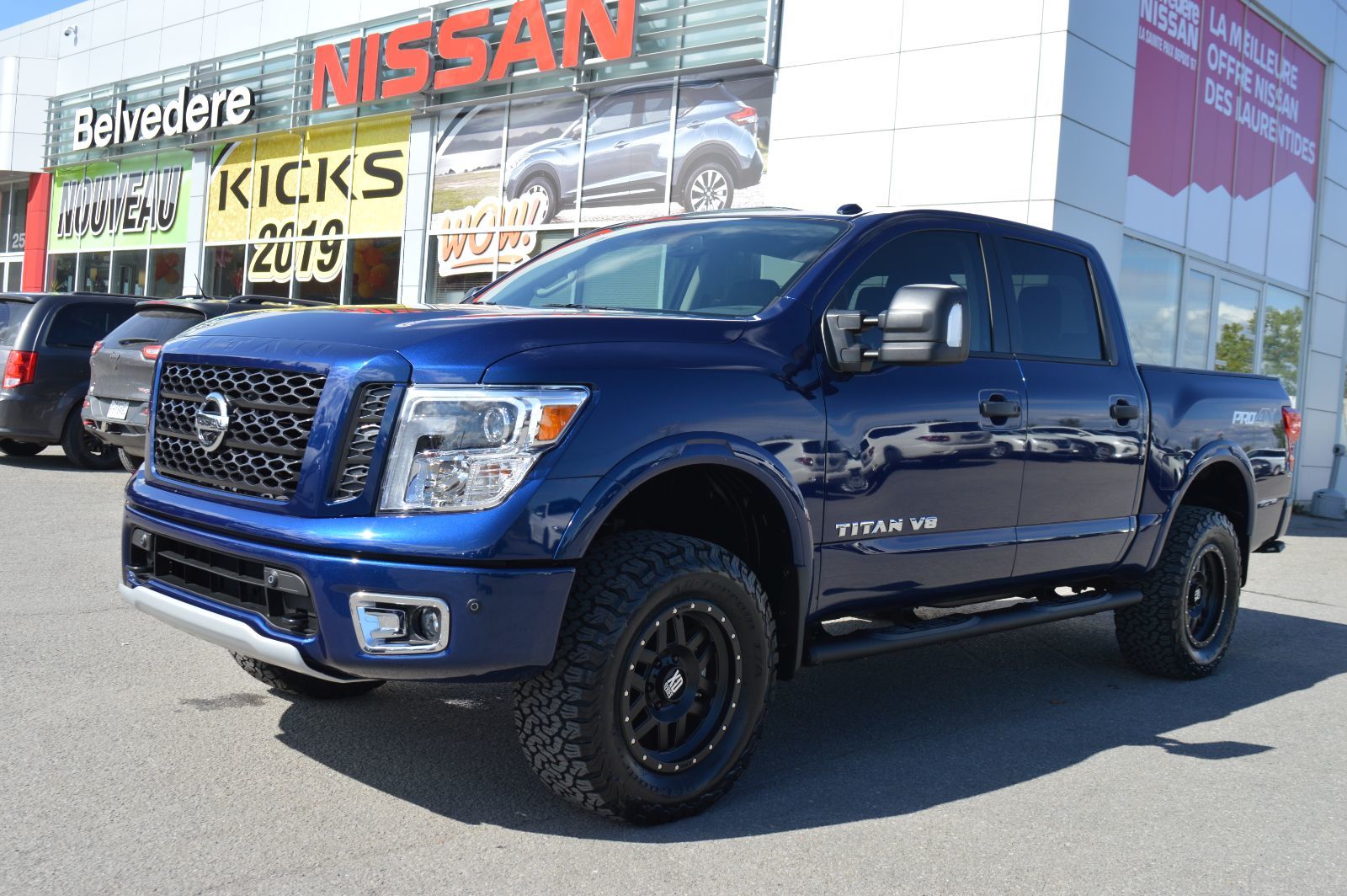 nissan titan pro 4x lifted