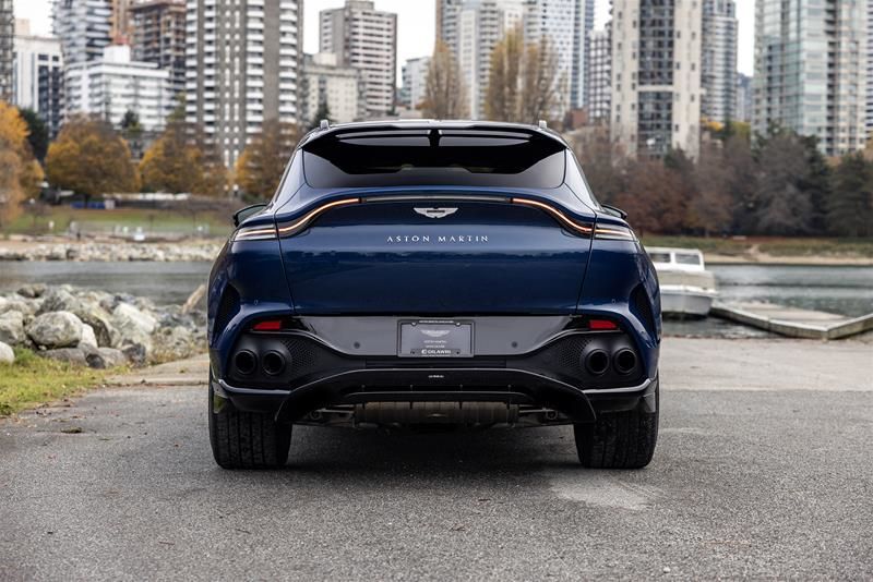 2023 Aston Martin DBX707