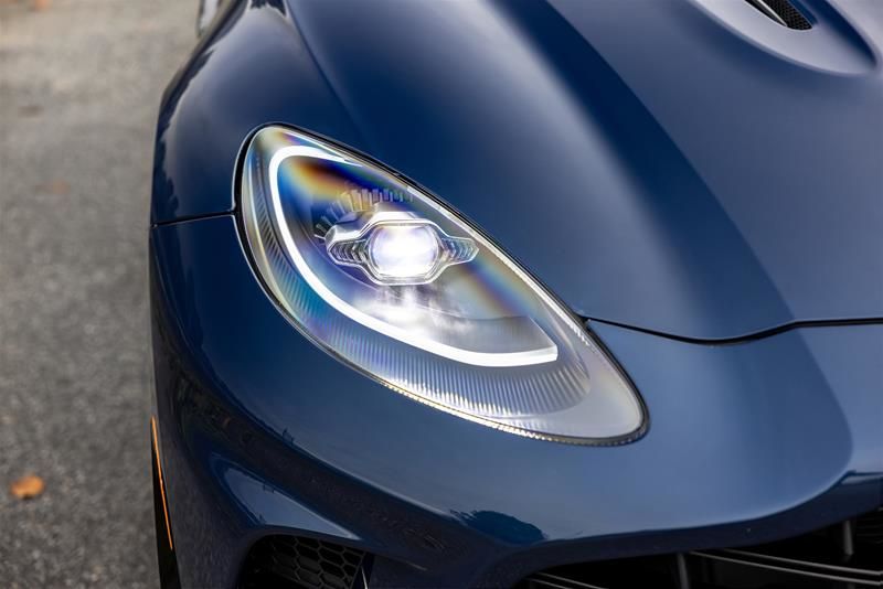 2023 Aston Martin DBX707