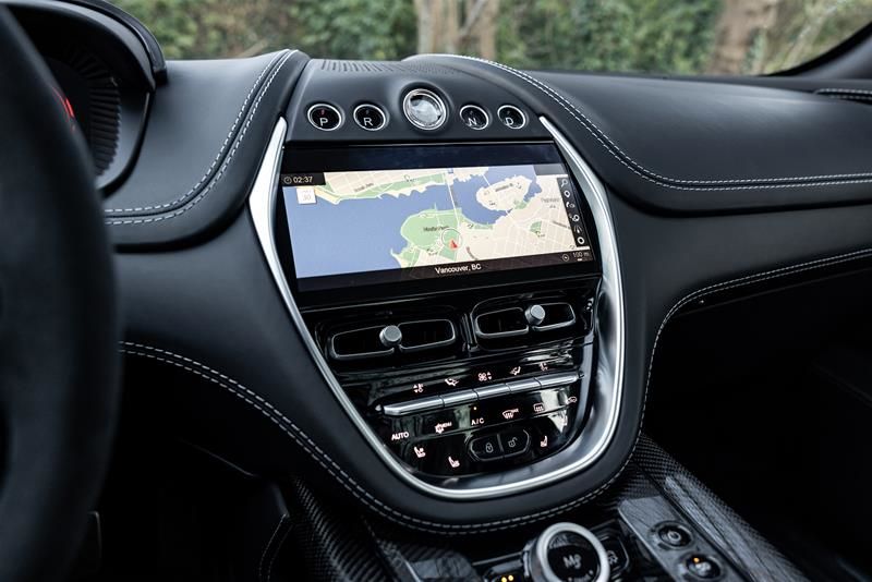 2023 Aston Martin DBX707