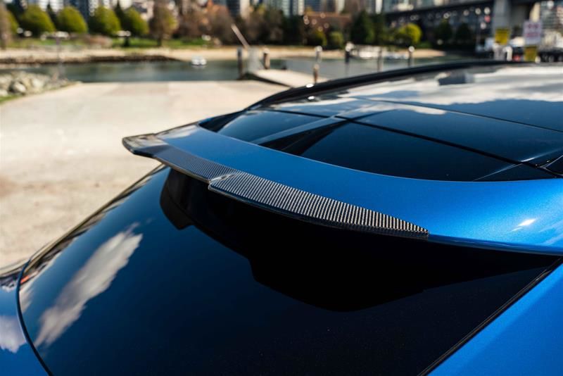 2023 Aston Martin DBX707