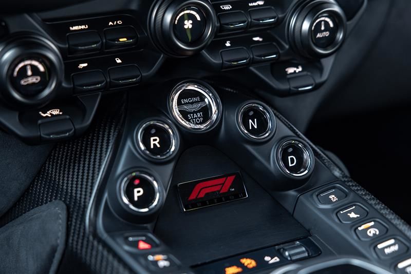 2022 Aston Martin Vantage in Vancouver, British Columbia