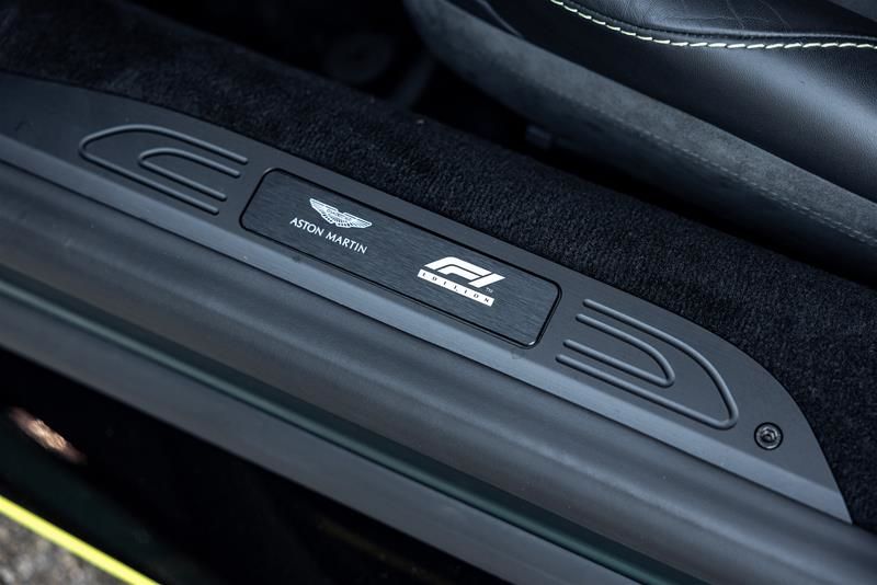 2022 Aston Martin Vantage in Vancouver, British Columbia