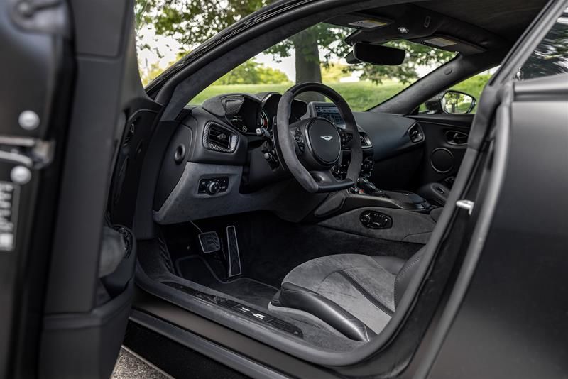 2023 Aston Martin Vantage in Vancouver, British Columbia