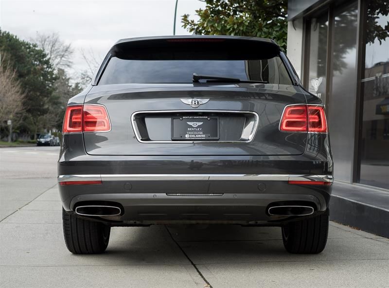 Bentley Bentayga  2018 à Vancouver, Colombie-Britannique