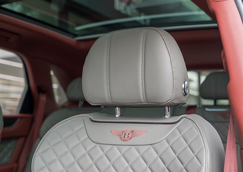 Bentley Bentayga  2018 à Vancouver, Colombie-Britannique