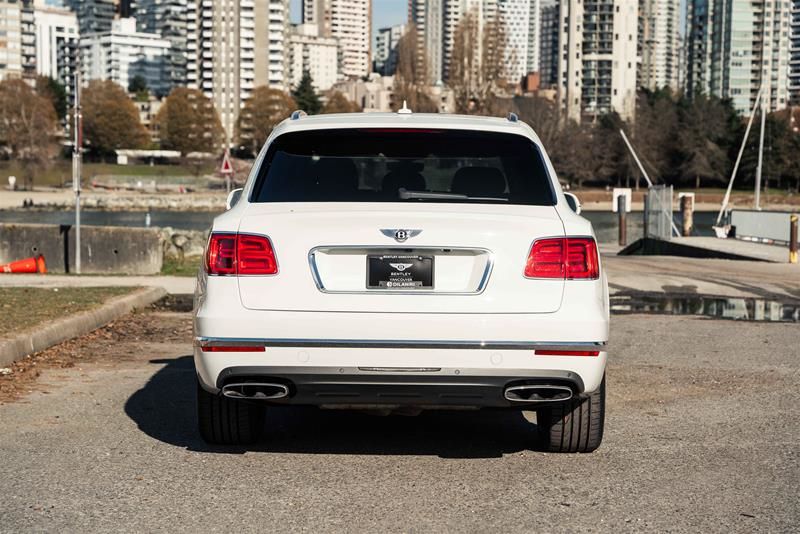 Bentley Bentayga  2018 à Vancouver, Colombie-Britannique