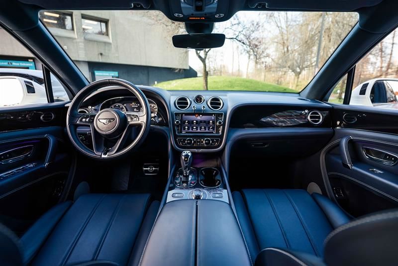 Bentley Bentayga  2018 à Vancouver, Colombie-Britannique
