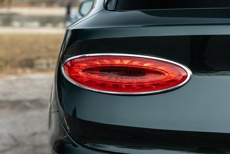 2021 Bentley Bentayga in Vancouver, British Columbia