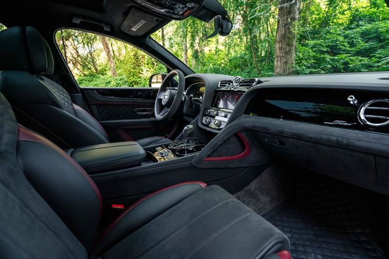 2022 Bentley Bentayga in Vancouver, British Columbia
