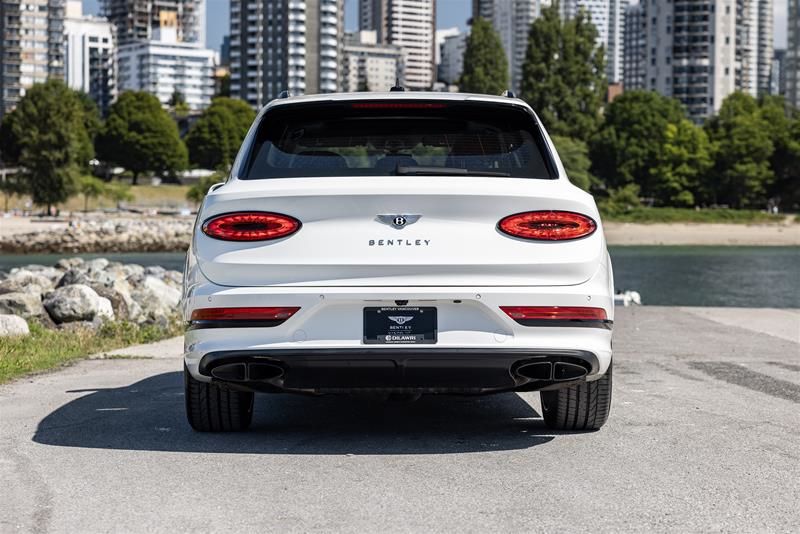 Bentley Bentayga  2023 à Vancouver, Colombie-Britannique