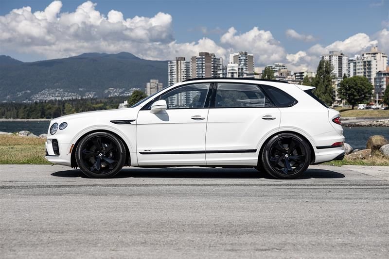 Bentley Bentayga  2023 à Vancouver, Colombie-Britannique