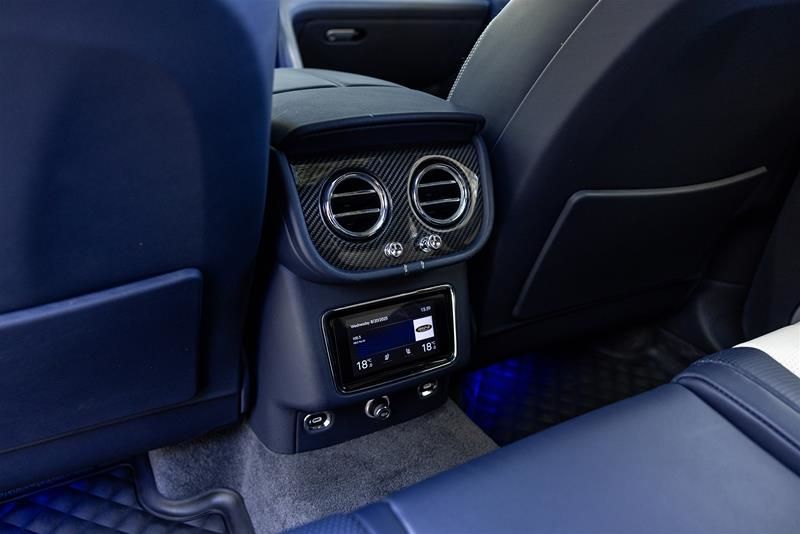 Bentley Bentayga  2023 à Vancouver, Colombie-Britannique