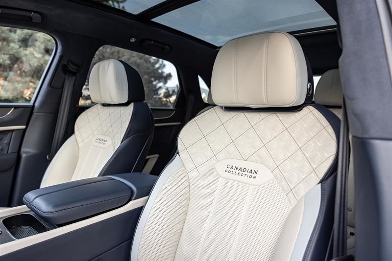 2023 Bentley Bentayga
