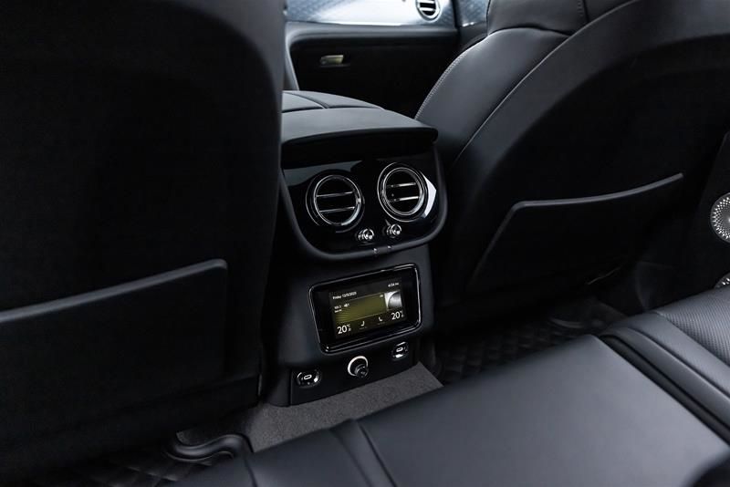 2025 Bentley BENTAYGA