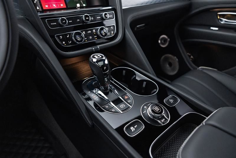 2025 Bentley BENTAYGA