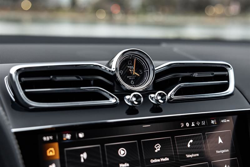 2025 Bentley BENTAYGA