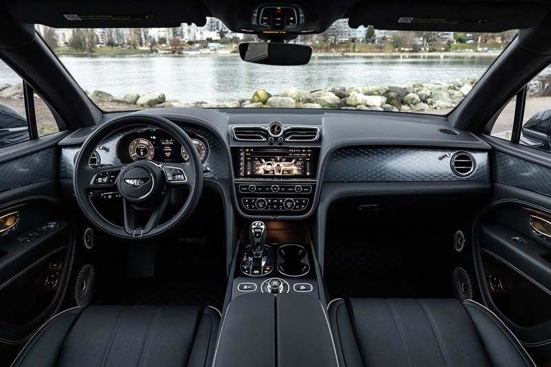 2025 Bentley BENTAYGA