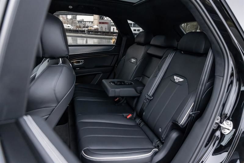 2025 Bentley BENTAYGA