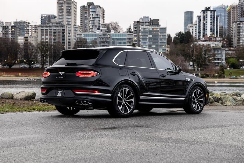 2025 Bentley BENTAYGA