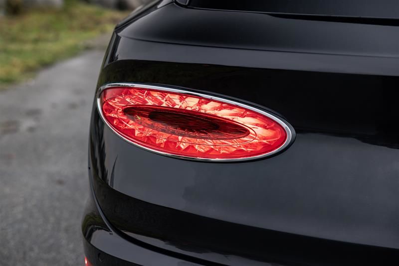 2025 Bentley BENTAYGA