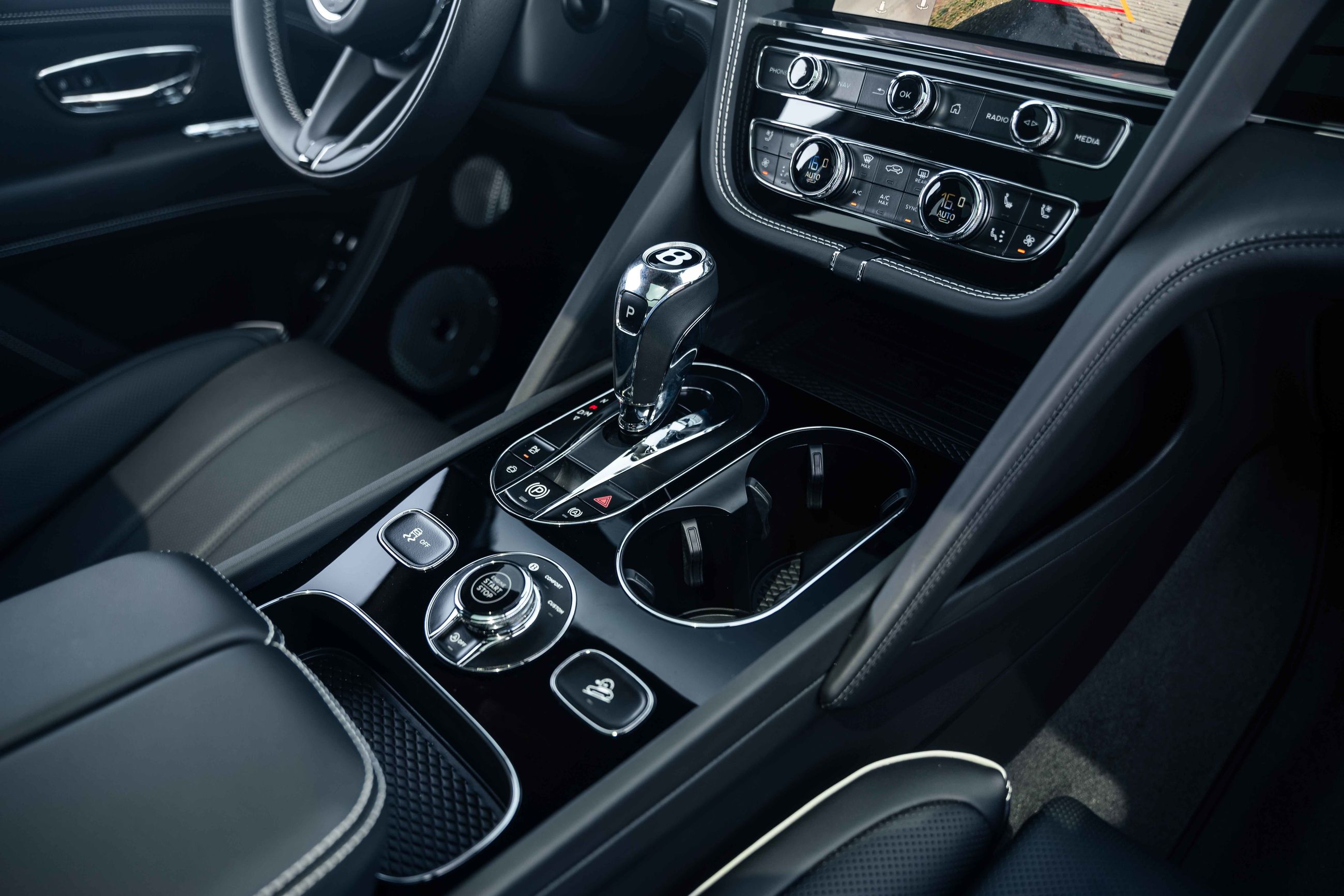 2026 Bentley Bentayga EWB