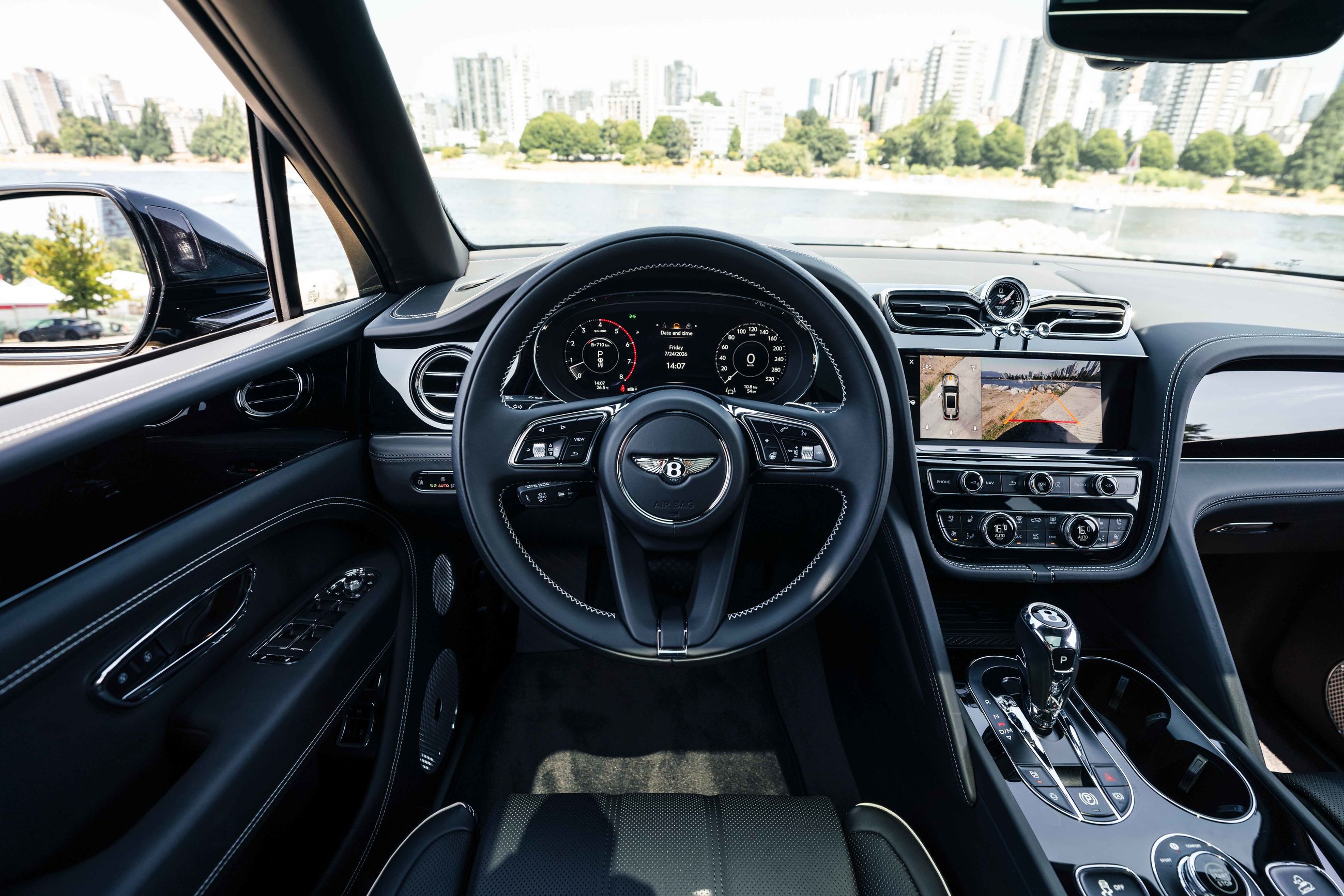 2026 Bentley Bentayga EWB